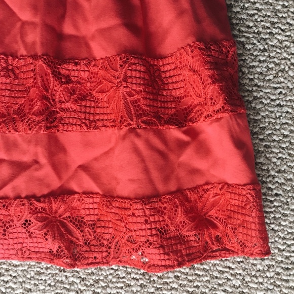 Lauren Conrad red lace trim dress - Picture 5 of 7